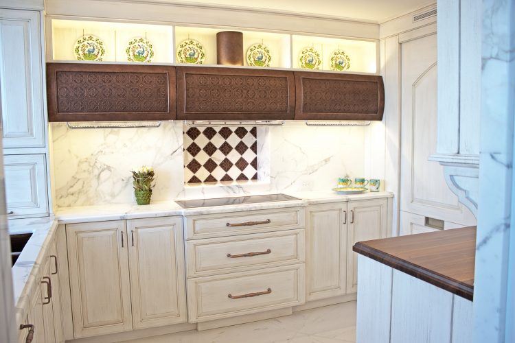 model lis keramik dinding dapur