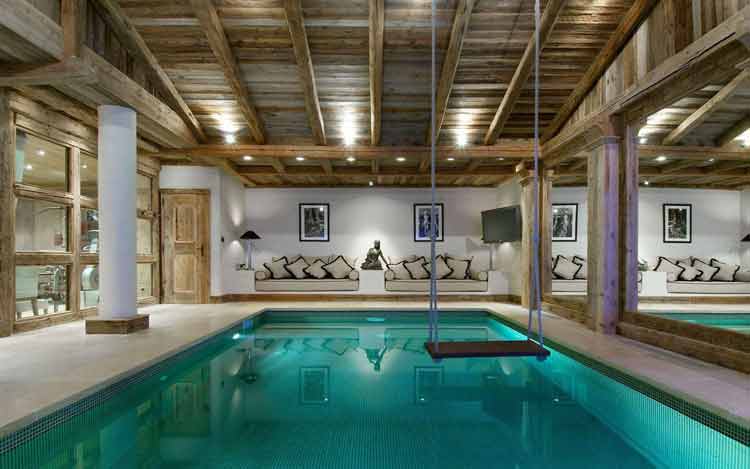 kolam renang rumah indoor
