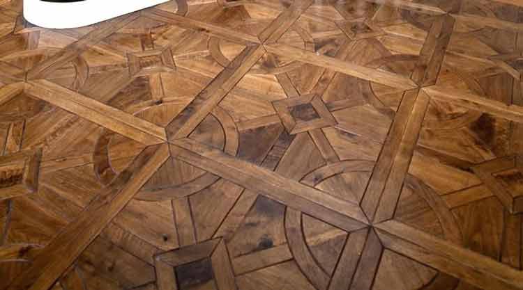 lantai kayu tua