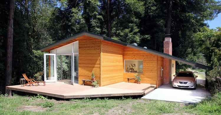 rumah kayu minimalis dan unik