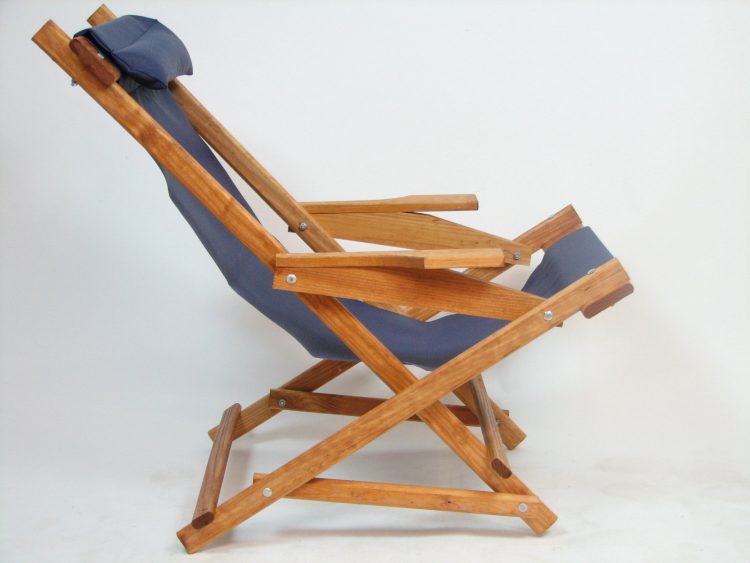 kursi lipat kayu minimalis