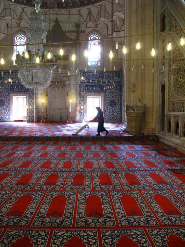 harga karpet masjid roll polos
