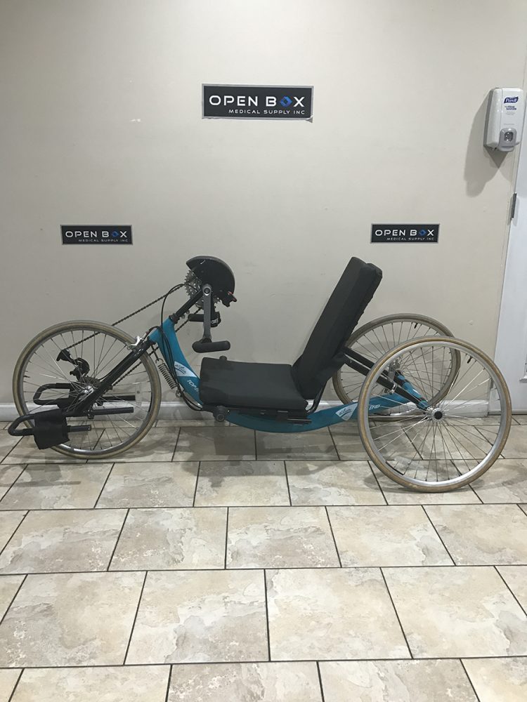 kursi roda khusus anak cerebral palsy