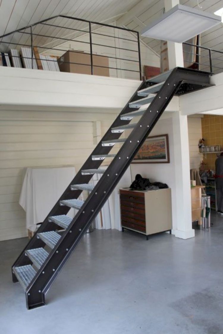 tangga baja bahan
