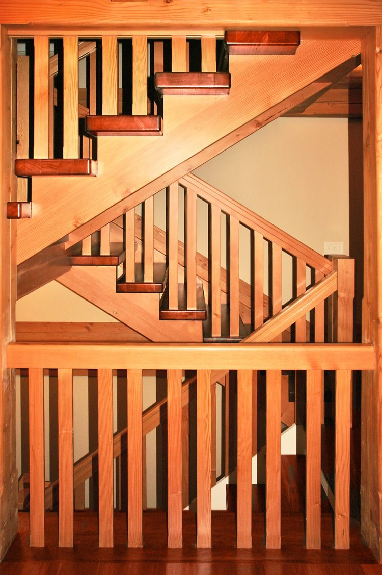 model tangga kayu yg bagus