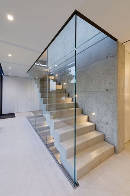 jarak tangga beton
